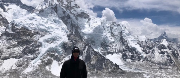 La Embajada de Colombia en India felicita al colombiano Mateo Isaza Ramirez por lograr una hazaña más para Colombia ¡Hacer cumbre en el monte Everest, la montaña más alta del mundo, sin oxígeno suplementario!