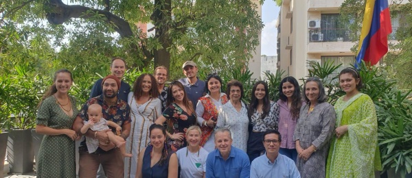 Connacionales celebraron #DiaDelColombianoMigrante en la sede de la Embajada de Colombia 